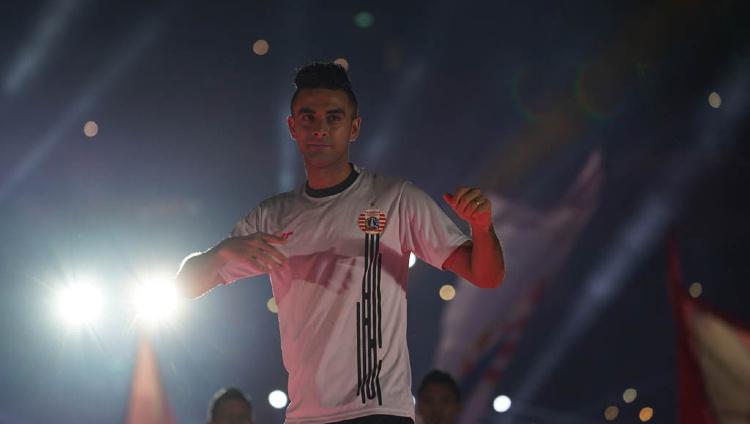 Bek naturalisasi Persija Jakarta Otavio Dutra.