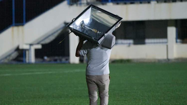 Pelatih klub Liga 1 PSIS Semarang, Dragan Djukanovic berkeinginan menjajal penggunaan Stadion Citarum pada malam hari.