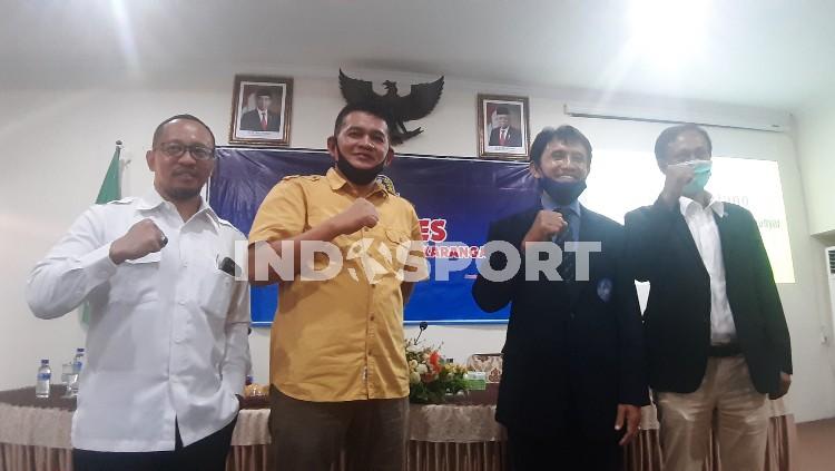 Prihanto terpilih secara aklamasi sebagai Ketua PSSI Karanganyar periode 2020-2014 dalam kongres di Rumah Dinas Bupati, Sabtu (18/07/20). - INDOSPORT