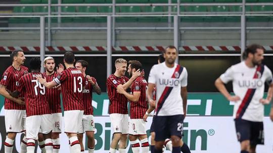 AC Milan akan menjamu Bologna di lanjutan Liga Italia, Selasa (04/04/22) dini hari WIB. Berikut 3 pemain Rossoneri, yang kemudian terbuang ke kubu Rossoblu.