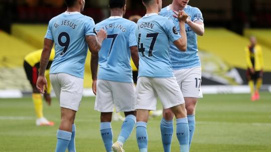 Selebrasi pemain Manchester City dalam pertandingan Liga Inggris kontra Watford, Senin (20/7/20).