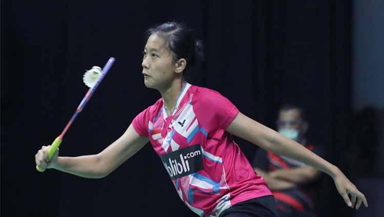 Pebulutangkis Indonesia Putri Kusuma Wardani gagal melaju ke semifinal Orleans Masters 2021, usai kalah dari jagoan Thailand Busanan Ongbamrungphan. - INDOSPORT