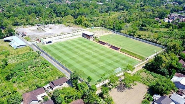 Lapangan Desa Sumbung. Copyright: Instagram/@lestarindo