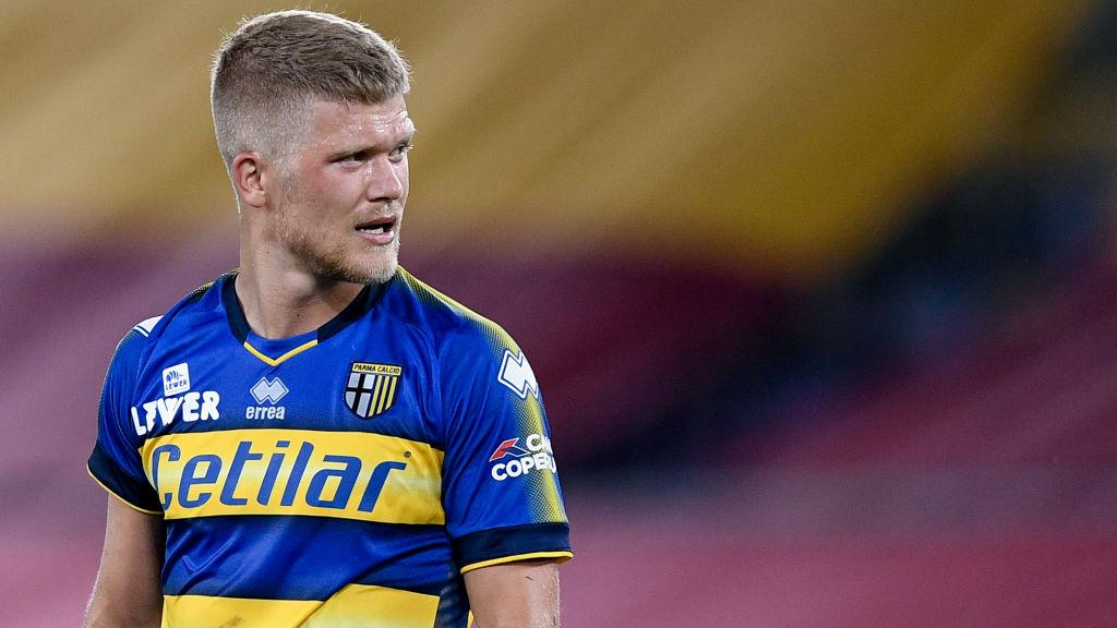 Andreas Cornelius, pemain Parma yang diincar Inter Milan