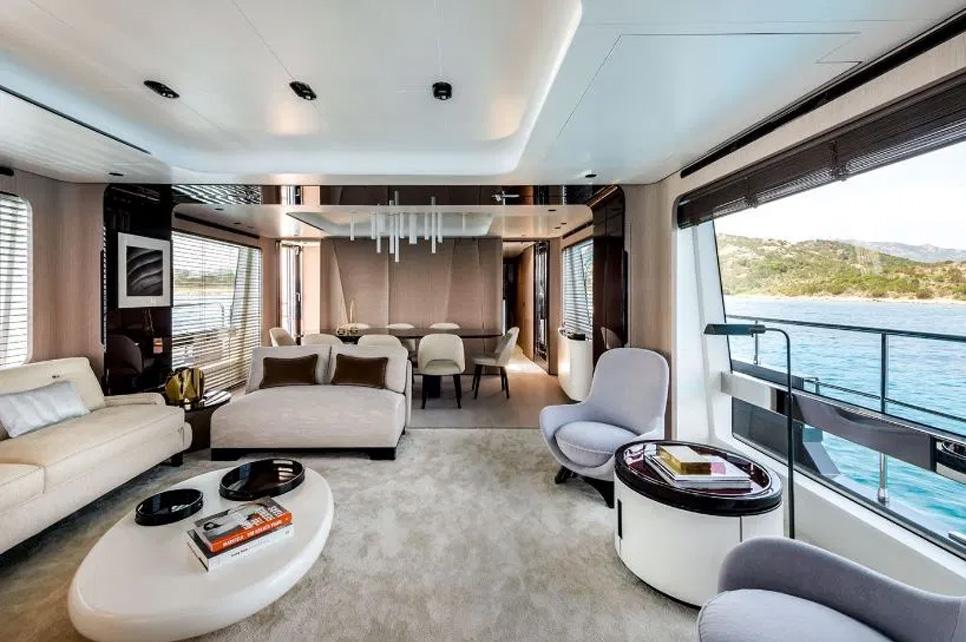 Yacht Ronaldo seharga £5.5m 5. Copyright: The Sun