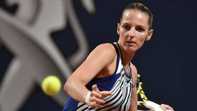 Kristyna Pliskova kalahkan unggulan 3 Maria Sakkari di babak pertama Palermo Terbuka. - INDOSPORT