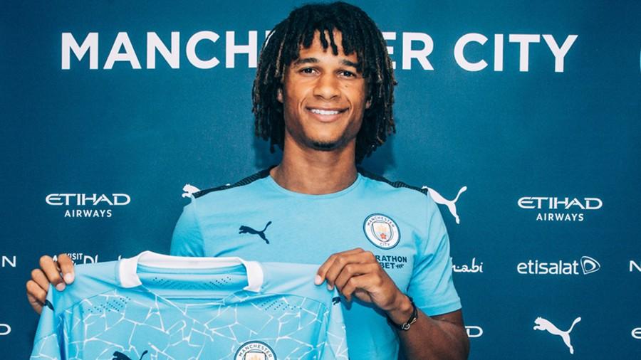 Selain Nathan Ake, ini 5 pemain top yang pernah berseragam Manchester City dan Chelsea sepanjang sejarah Liga Inggris.