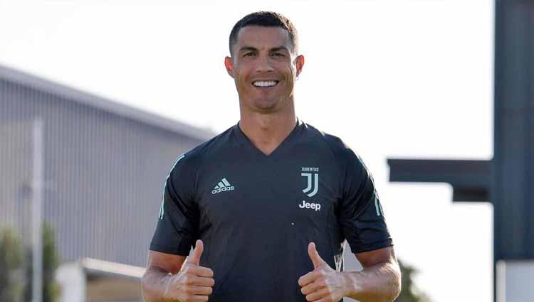Pemain Juventus Cristiano Ronaldo saat sesi latihan Liga Champions jelang laga antara Juventus vs Lyon.