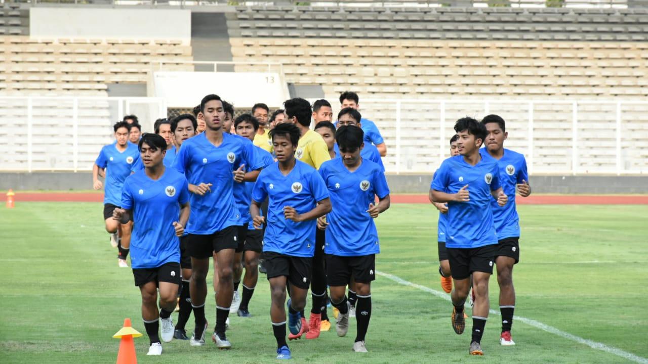 Latihan perdana Timnas Indonesia U-19 Copyright: PSSI
