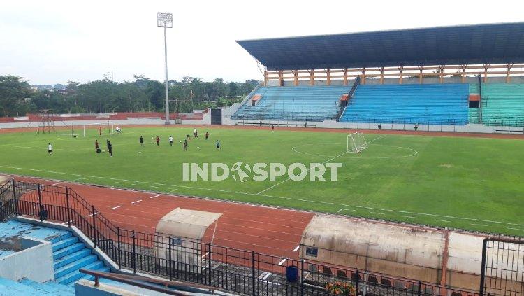Stadion Moch Soebroto di Magelang.