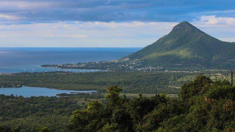 Mauritius merupakan negara kecil yang terkenal dengan pemandangan cantiknya. Copyright: Franco Origlia/Getty Images