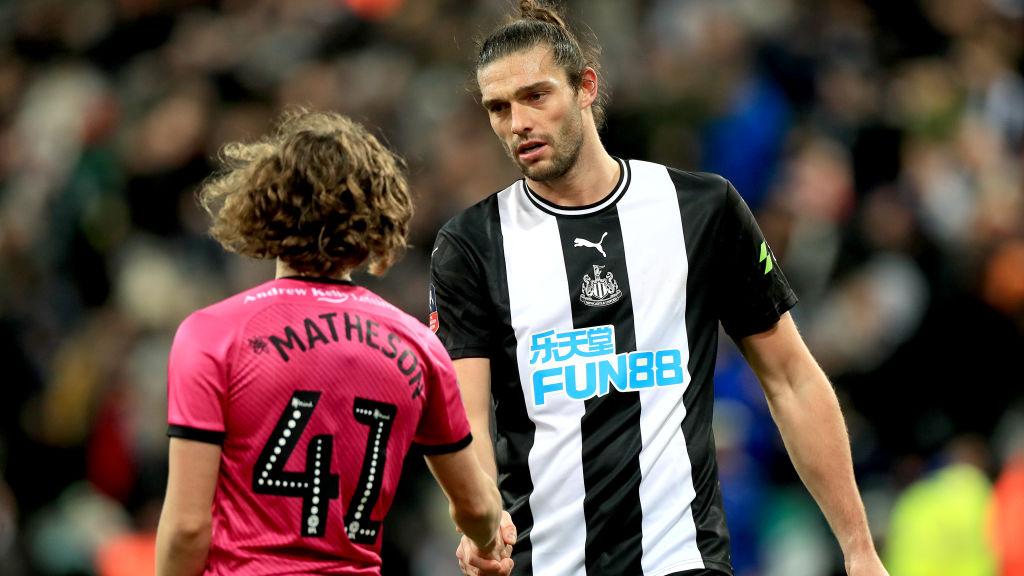 Luke Matheson dan Andy Carroll Copyright: Mike Egerton/EMPICS/PA Images via Getty Images