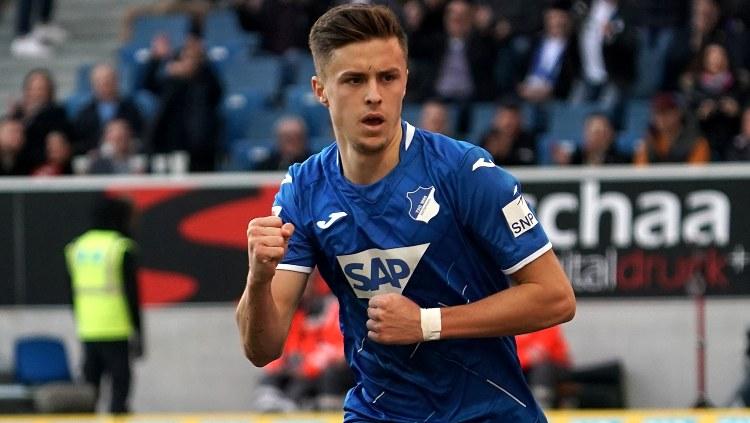 Raksasa Liga Italia (Serie A), AC Milan, melanjutkan pencariannya terhadap pengganti Brahim Diaz dengan melirik Christoph Baumgartner.