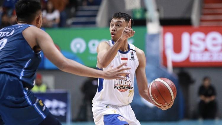 Kalahkan Pelita Jaya di game ketiga final IBL Indonesia lewat rentetan tembakan 3 angka, Minggu (06/06/21) malam WIB, Satria Muda resmi keluar jadi juara.