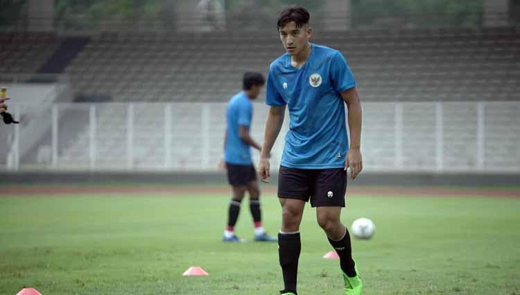 Jack Brown dalam sesi latihan di Timnas Indonesia U-19.