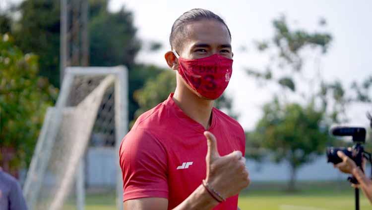 Ryuji Utomo pada latihan perdana Persija Jakarta di Lapangan PSAU TNI AU, Halim, Rabu (19/08/20). Foto: Khairul Imam/Persija