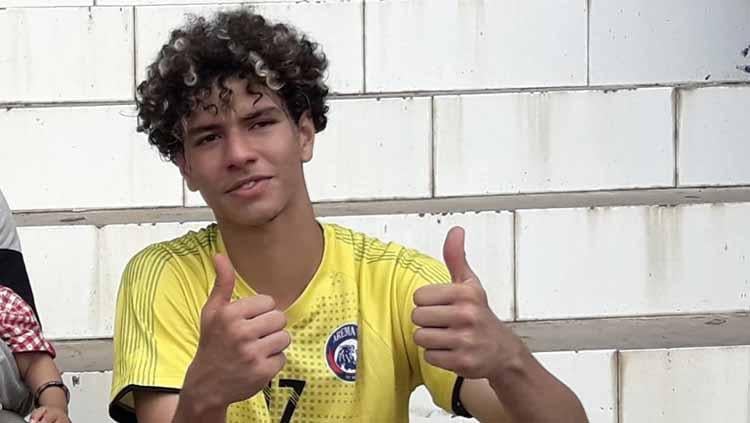 Bek Brasil Arema FC, Hugo Guillerme Correa Grillo. - INDOSPORT