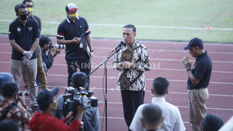 Ketua Umum PSSI, Mochamad Iriawan turut hadir dalam sesi latihan terakhir pemain Timnas Indonesia U-19 di Stadion Madya.