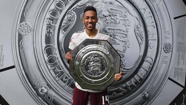 Pierre-Emerick Aubameyang dikabarkan sempat terdampar di Bandara Internasional Banjul yang terletak di Gambia. Ada apa gerangan?