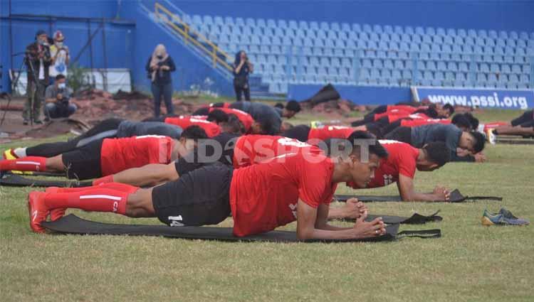 Suasana latihan perdana Sriwijaya FC menjelang lanjutan Liga 2 2020.