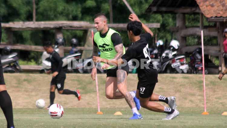 Pemain asing PSS Sleman di Liga 1 2020, Aaron Evans.