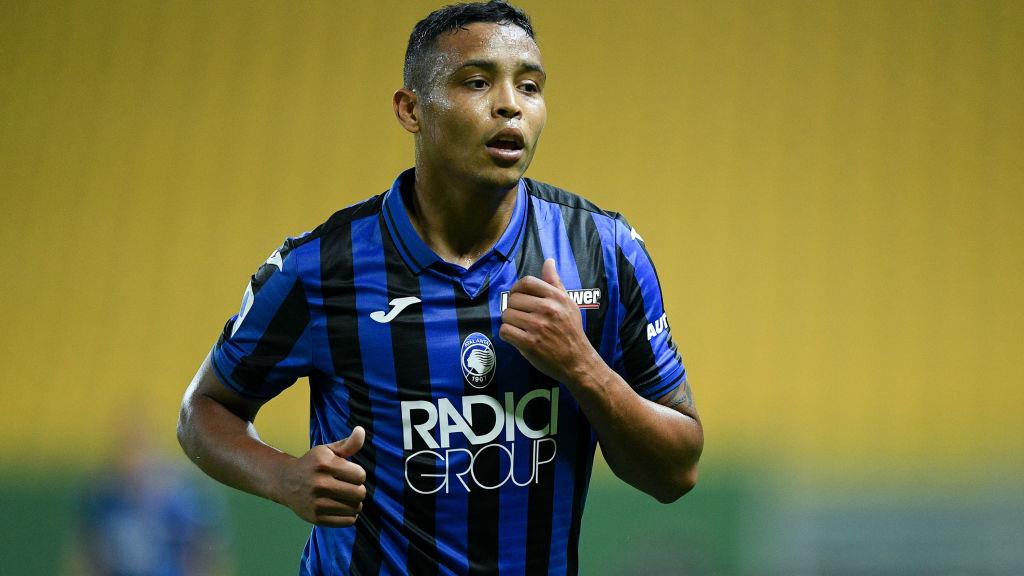 Gianluca Scamacca rupanya bukan satu-satunya target Inter Milan yang ingin ditikung AC Milan. Kabarnya, I Rossoneri juga ingin menyerobot pemain incaran I Nerazzurri lain yakni bintang Atalanta.