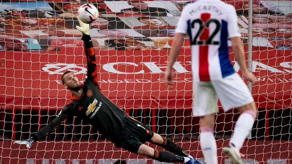 Martin Dubravka resmi merapat ke klub Liga Inggris (Premier League), Manchester United, dan siap mengancam takhta 9 tahun David de Gea.
