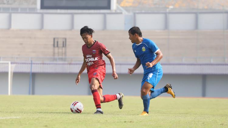Uji coba Persita vs Bhayangkara FC di Stadion Sport Center, Kelapa Dua, Tangerang, Sabtu (19/09/20).