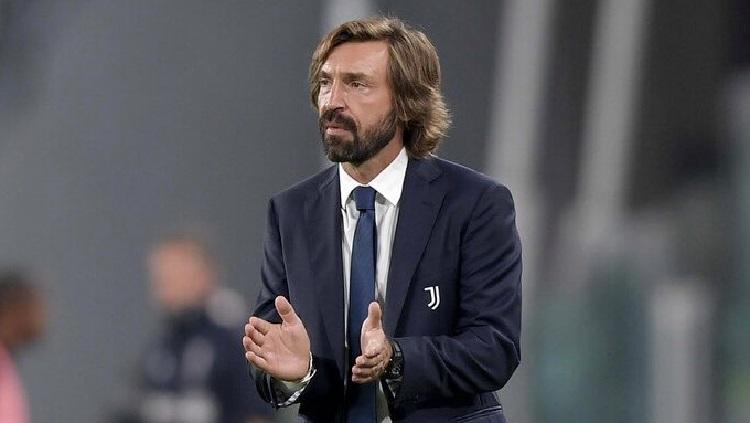 Andrea Pirlo dalam rebut perdana sebagai pelatih kepala Juventus di Serie A Italia. Copyright: Twitter @Pirlo_official