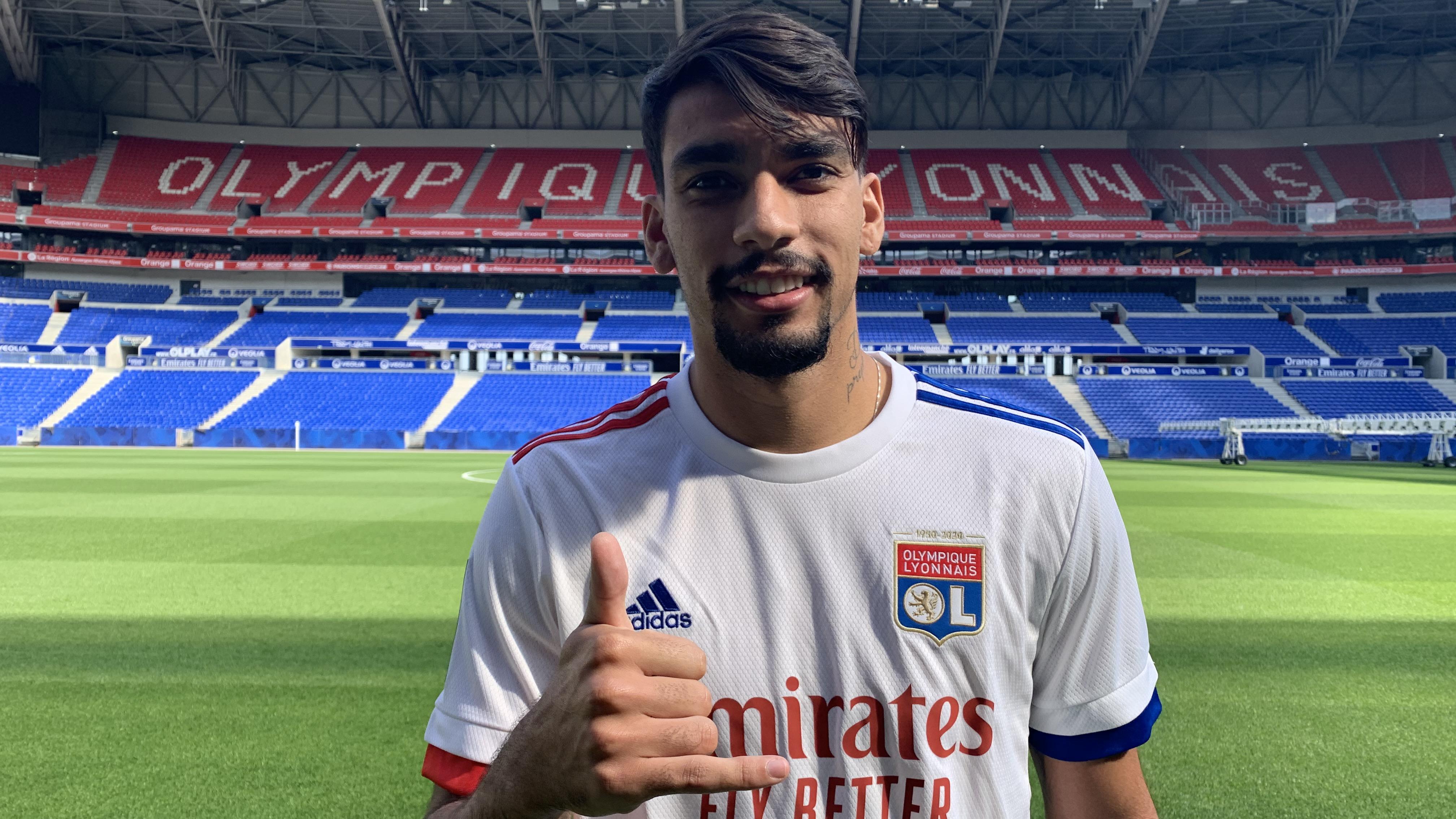 Lucas Paqueta dan Bruno Guimares disebut Emmanuel Petit sebagai dua target transfer yang cukup ideal untuk Arsenal. - INDOSPORT