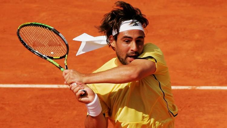 Marcos Baghdatis melawan Sebastien Grosjean di Prancis Terbuka 2007.