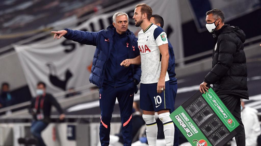 Pelatih Tottenham Hotspur, Jose Mourinho merasa kecewa melihat penampilan anak asuhnya di matchday kelima Grup J Liga Europa. - INDOSPORT