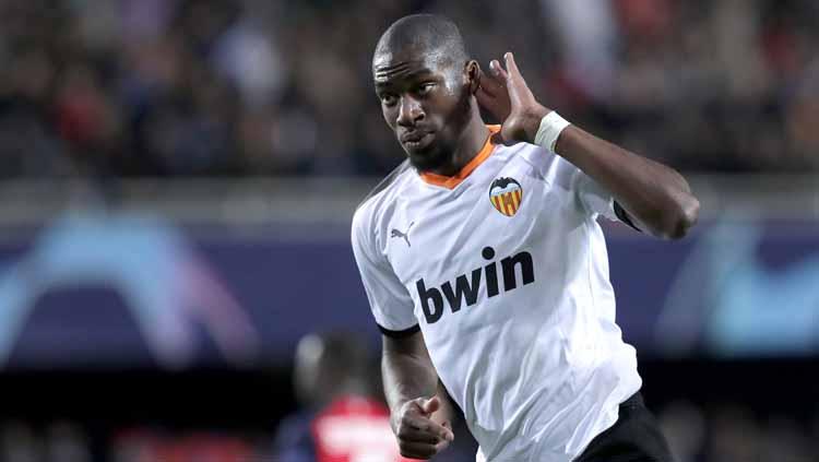 Raksasa LaLiga Spanyol, Atletico Madrid, telah resmi mendatangkan mantan gelandang Inter Milan yang selama ini membela Valencia bernama Geoffrey Kondogbia. - INDOSPORT