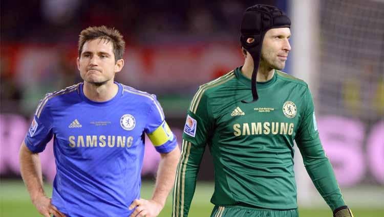 Frank Lampard membuat pernyataan dan rencana mengejutkan dengan memasukkan Petr Cech ke skuat Chelsea untuk Liga Inggris musim 2020/21. - INDOSPORT