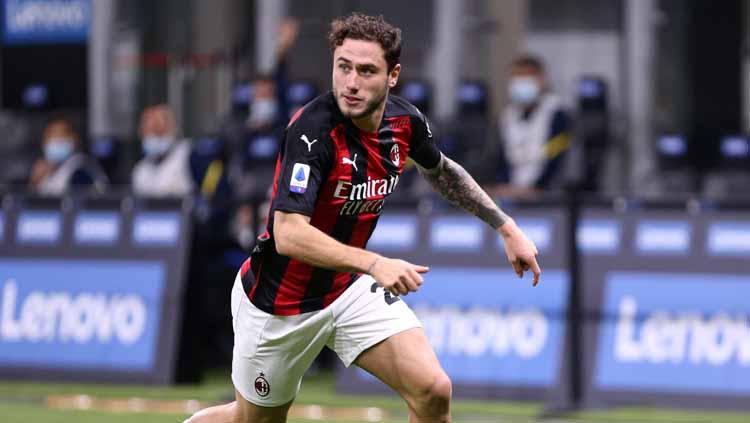 Pemain AC Milan, Davide Calabria. Foto: Sportinfoto/DeFodi Images via Getty Images. - INDOSPORT