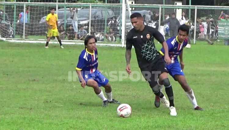 Klub Liga 2 Sriwijaya FC melakoni laga ‘sarat emosi’ melawan tim lokal PetroPALI FC di lapangan Baseball Jakabaring Sport City (JSC), Sabtu (24/10/2020).