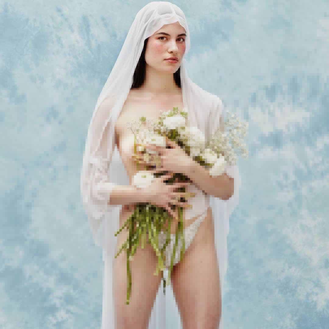 Louis Eva, gitaris asal Spanyol Copyright: Instagram/Louise.eva