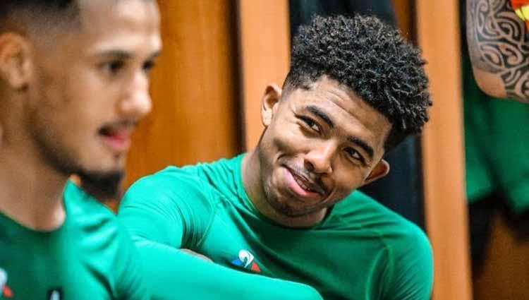 William Saliba dan Wesley Fofana sama-sama hijrah ke Liga Inggris awal musim ini. Namun, keduanya punya nasib berbeda bersama Arsenal dan Leicester City.