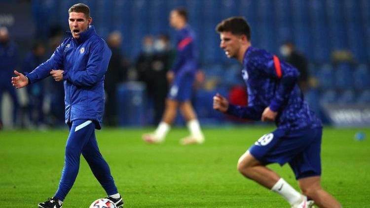 Asisten pelatih Chelsea, Anthony Barry menjadi sosok kunci di balik keberhasilan The Blues mencetak lima Clean Sheets secara beruntun.