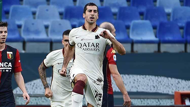 Sempat 'terbuang' di Inggris, Henrikh Mkhitaryan mampu bangkit dan membuktikan kualitasnya bersama klub Serie A Liga Italia, AS Roma.