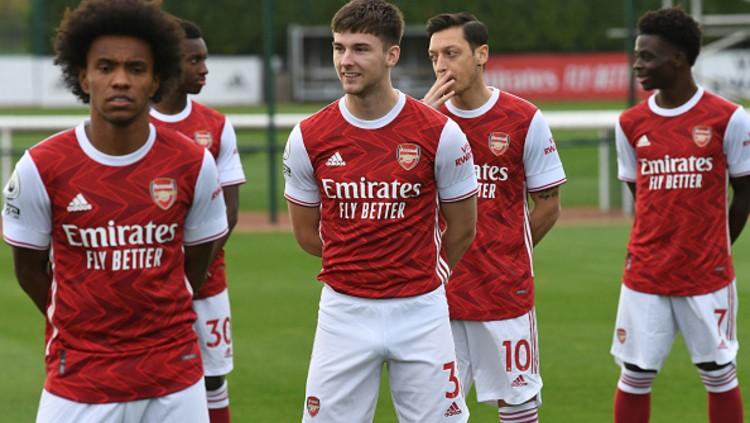 Mesut Ozil dan skuat Arsenal.