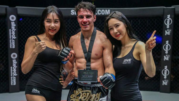 Petarung MMA dari Italia, Joseph Lasiri. - INDOSPORT