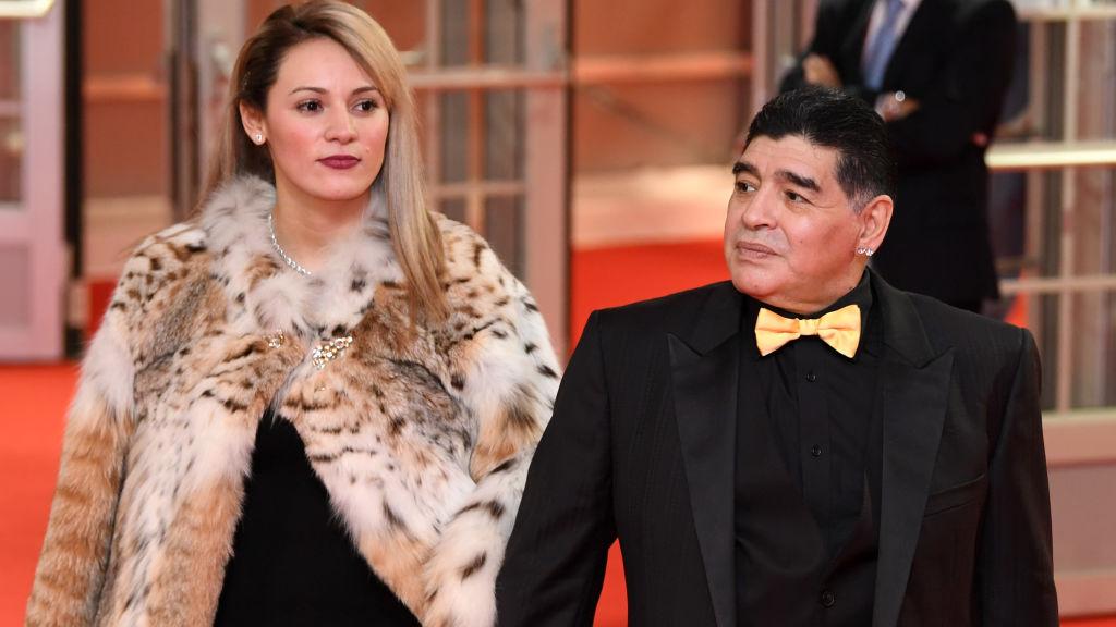 Rocio Geraldine Oliva bersama dengan Diego Maradona