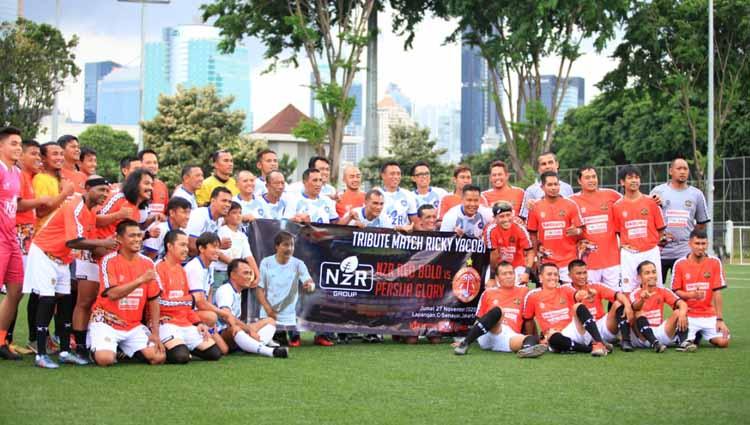 Laga tribute Almarhum Ricky Yacobi antara Persija Glory vs NZR Red Bold Legend di Jakarta. - INDOSPORT