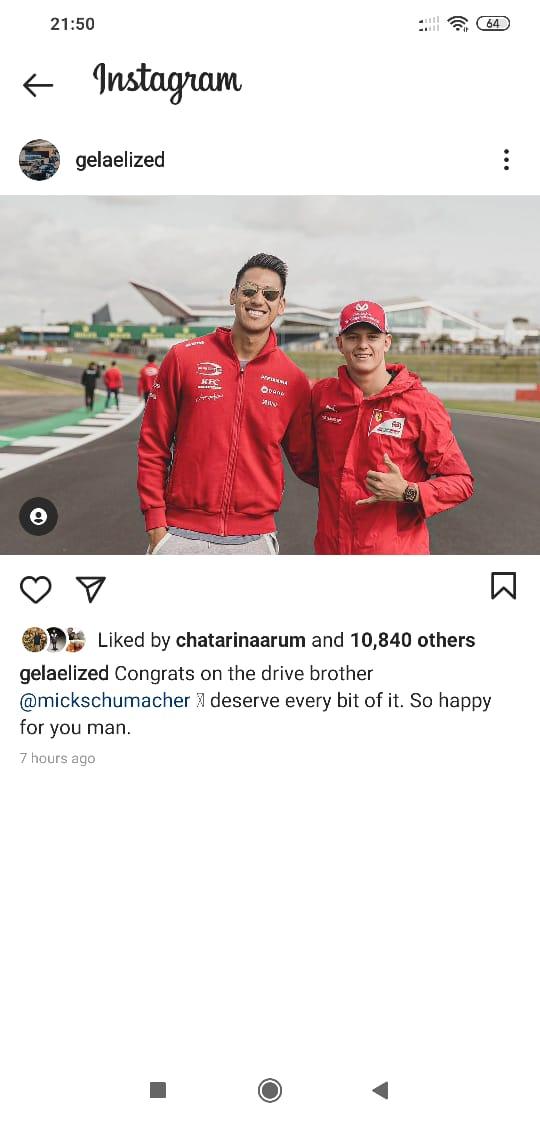 Sean Gelael mematikan kolom komentar Instagramnya saat mengunggah foto bersama Mick Schumacher Copyright: instagram.com/gelaelized/