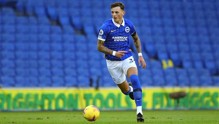 Ben White. pemain Brighton Hove & Albion.