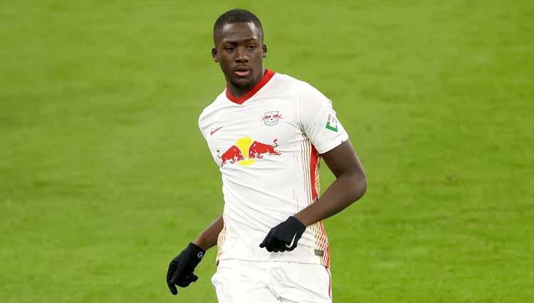 Liverpool lagi-lagi dikabarkan tengah membidik bek tengah anyar yang rencananya akan didatangkan di bursa transfer musim panas mendatang.