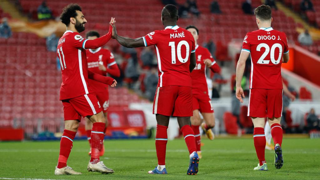 Usai dikalahkan Real Madrid di final Liga Champions, Liverpool kini terancam ditinggal 5 pemain sekaligus termasuk dua bombernya. Siapa saja mereka?