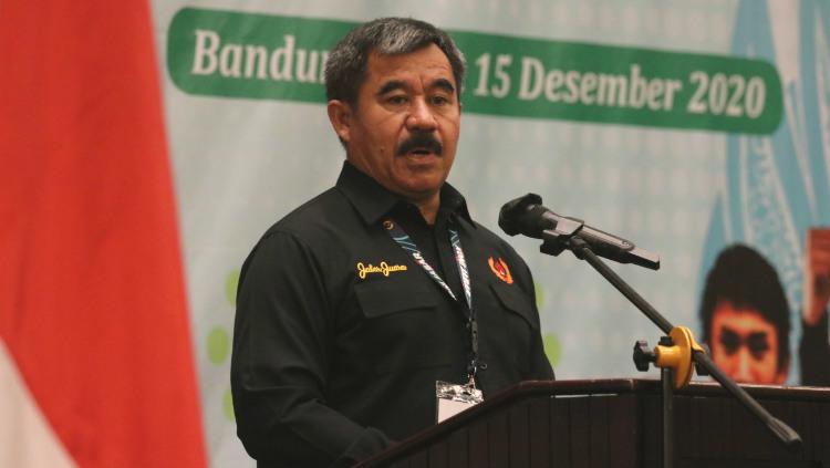 Ketua Umum KONI Jawa Barat, Ahmad Saefudin, saat Rapat Anggota Tahunan (RAT) KONI Jawa Barat 14-15 Desember 2020, di Hotel Preanger, Kota Bandung.