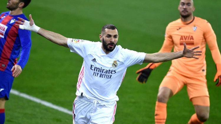 Selebrasi gol Karim Benzema di laga Eibar vs Real Madrid. - INDOSPORT